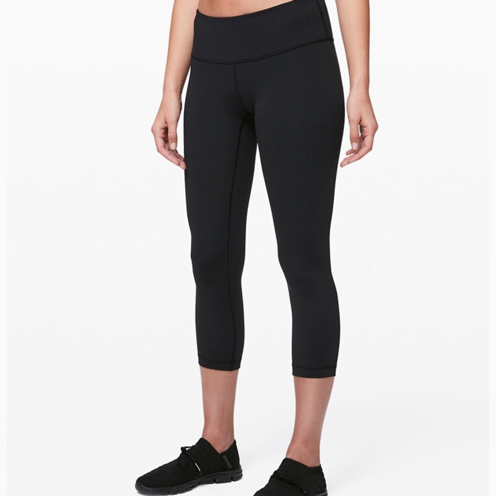 Lulu lemon cropped black leggings